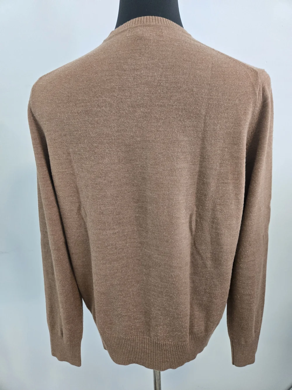 Banana Republic Sweater Mens Large Brown 100% Merino Wool V Neck Pullover Knit